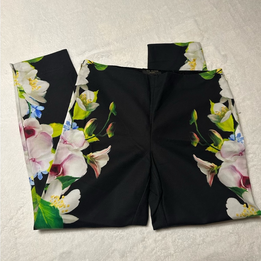 Ted Baker capris